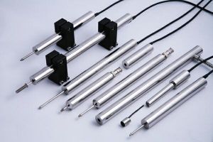 如何理解位移傳感器的特征參數？